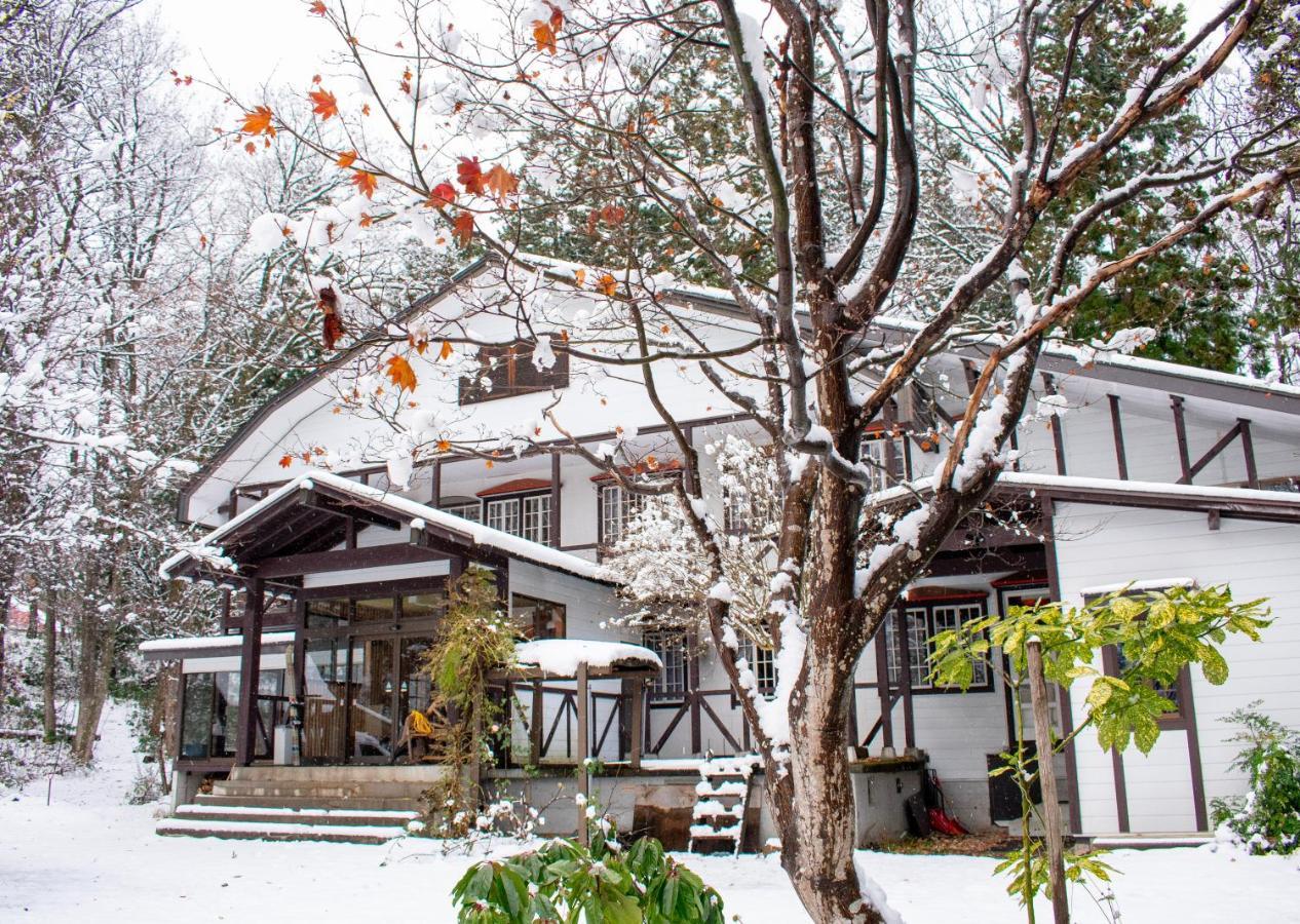 Kizuna Lodge & Bbq Centre Hakuba Exterior photo